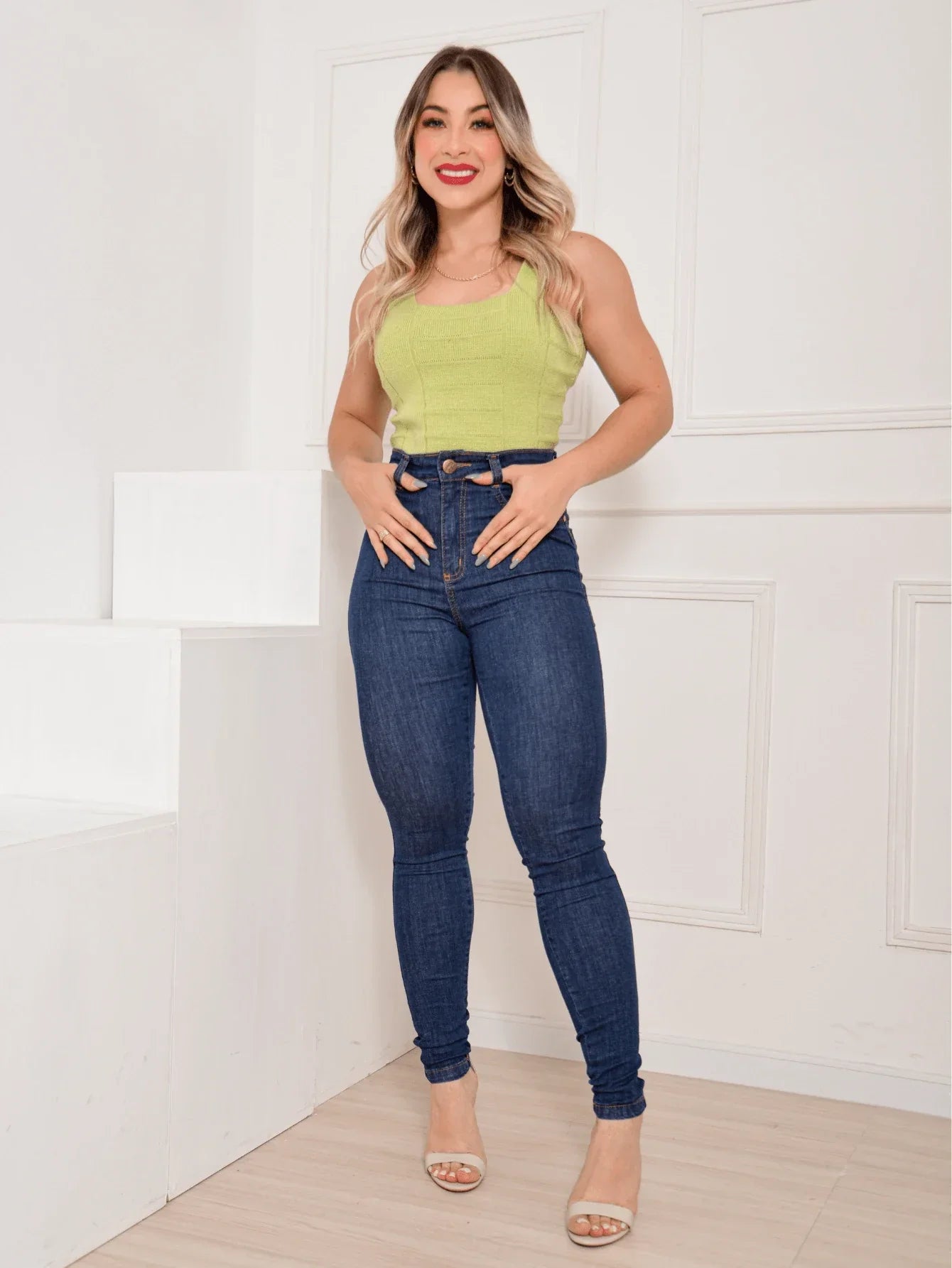 Calça Contorno de Siena – Conforto que esculpe, elegância que abraça o corpo