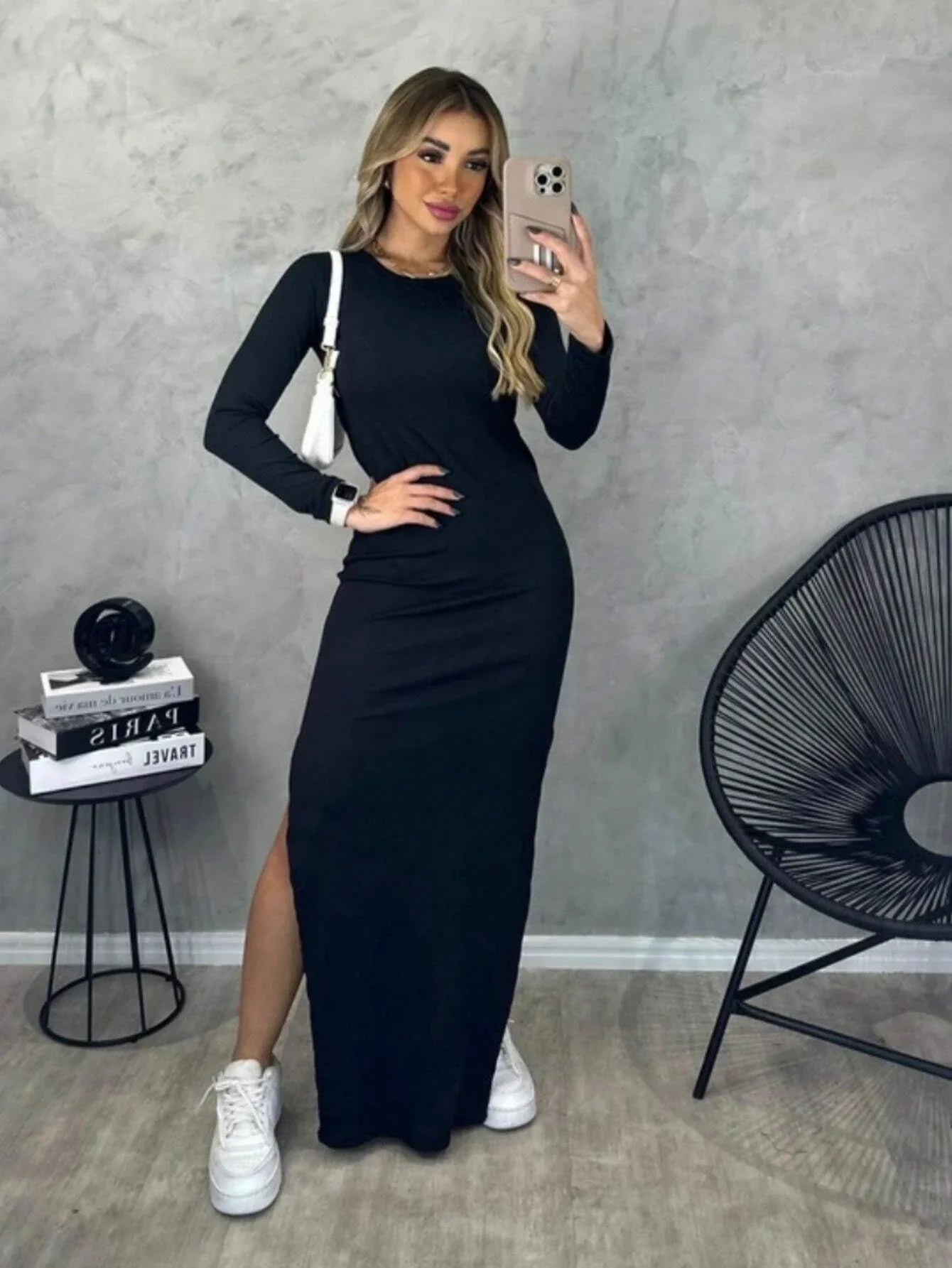 Vestido Noite em Sevilha – Elegância sóbria que encanta no detalhe