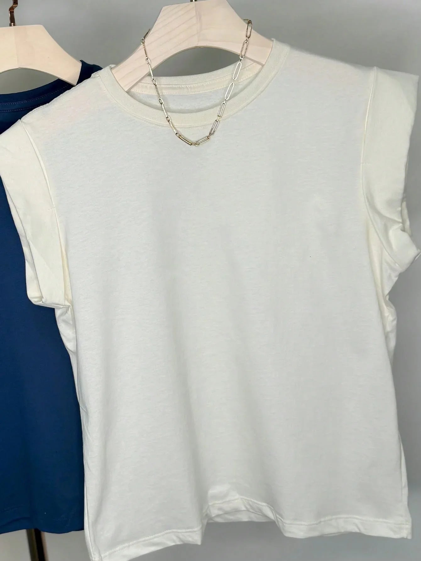 Blusa Força de Marselha – Estrutura e suavidade em um único movimento